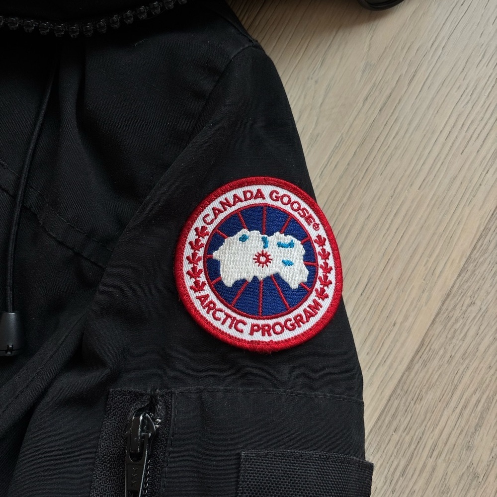 Canada Goose Montebello Parka Women Size Extra Small Black Mid Length XS 2530L - Picture 2 of 12